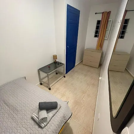 Piso Casco Historico Аликанте